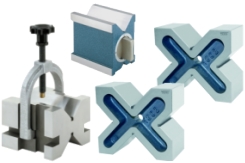 Doppelprismen mit Spannbügel, magnetische Doppelprismen und Präzisions Winkelprismen - für den Einsatz auf Werkzeugmaschinen und für Messaufgaben. Gehärtete Doppelprismen Paare.